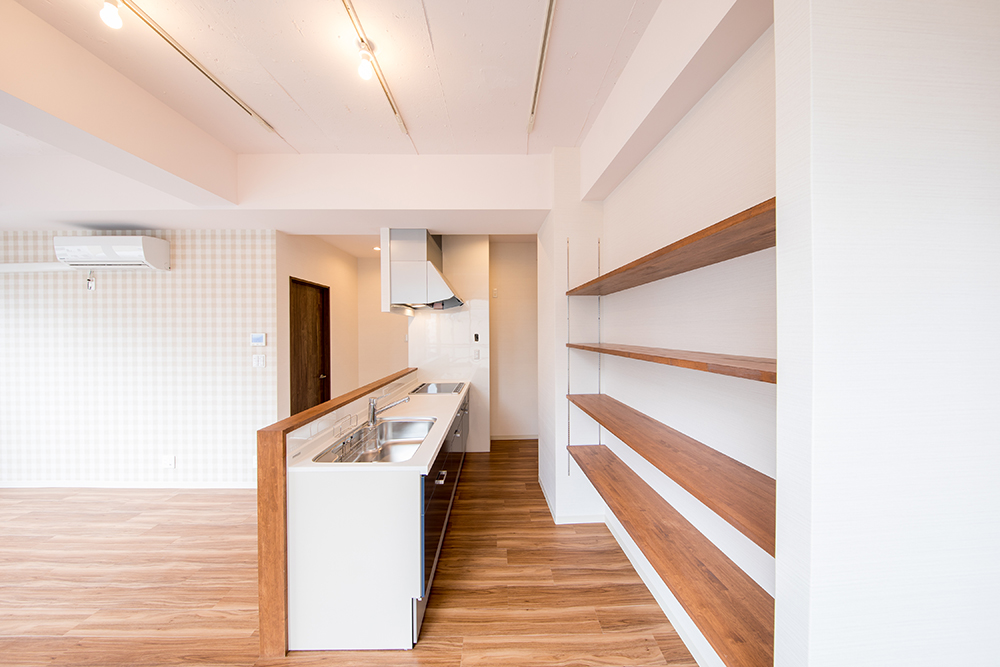 大阪府　マンション　新装工事