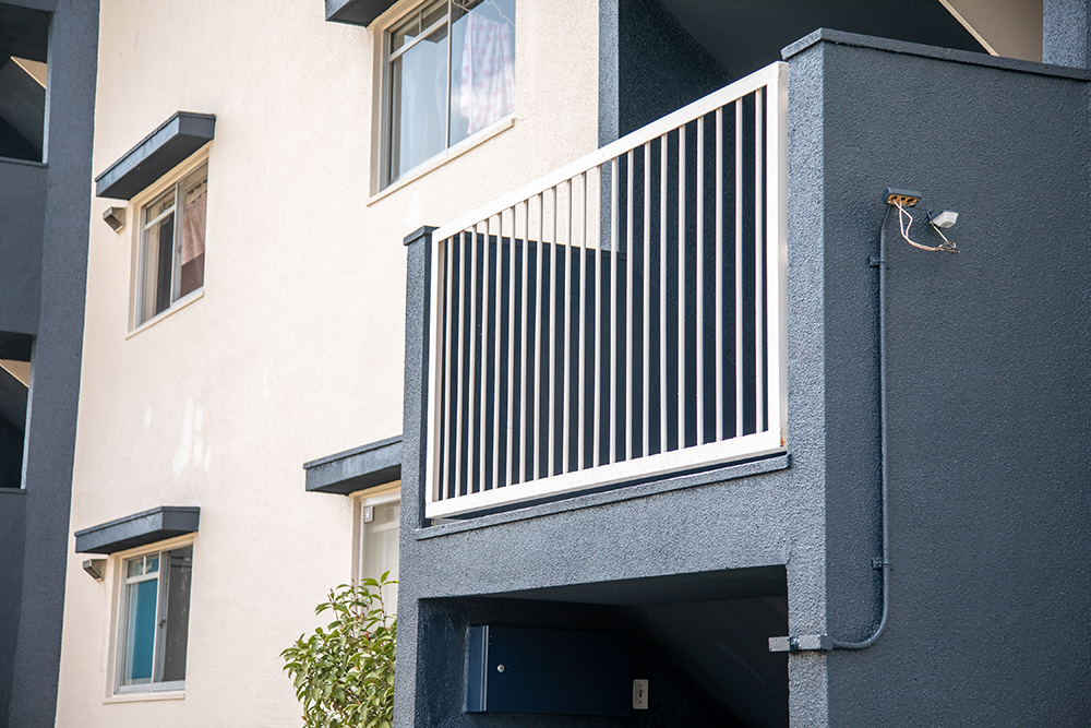 兵庫県　マンション３棟イメージアップ工事