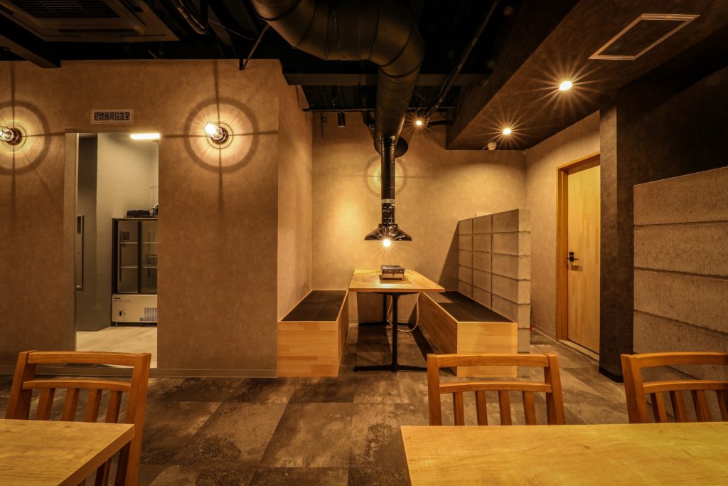 大阪府　焼肉店　新装工事