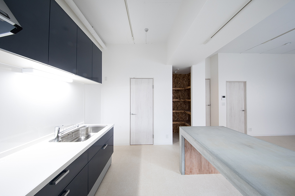 大阪府　マンション　新装工事