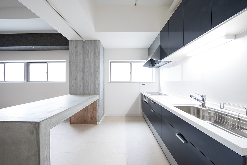 大阪府　マンション　新装工事