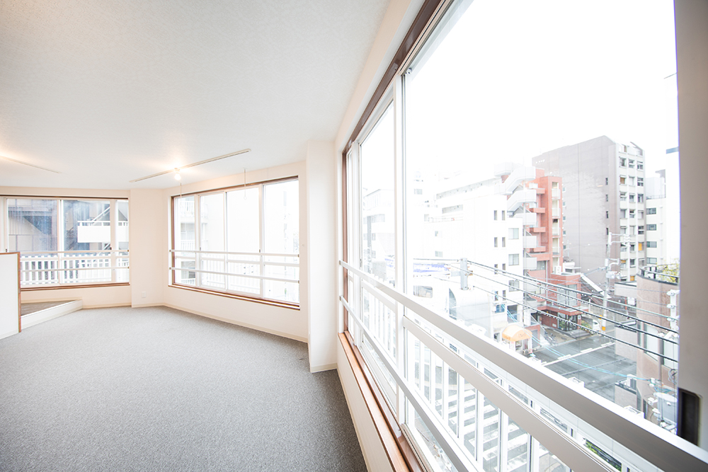 大阪府　マンション　新装工事