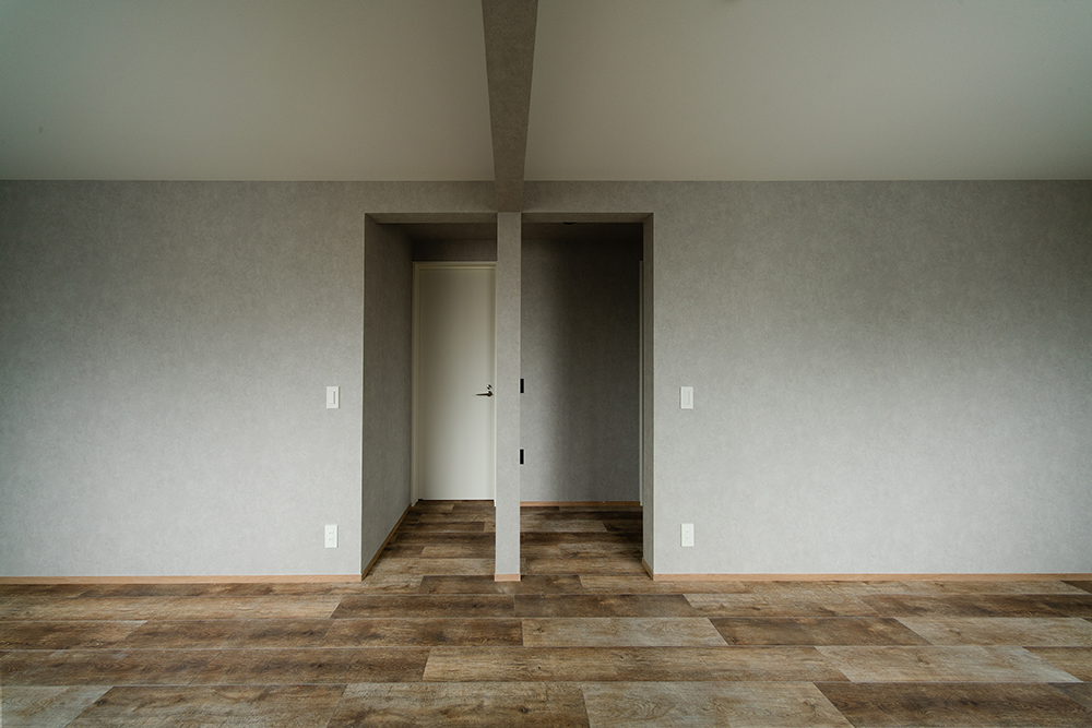 大阪府　二世帯新築住宅