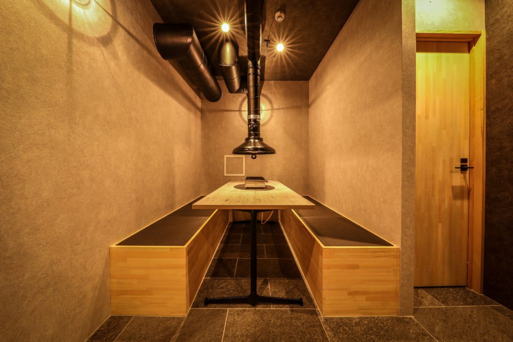 大阪府　焼肉店　新装工事