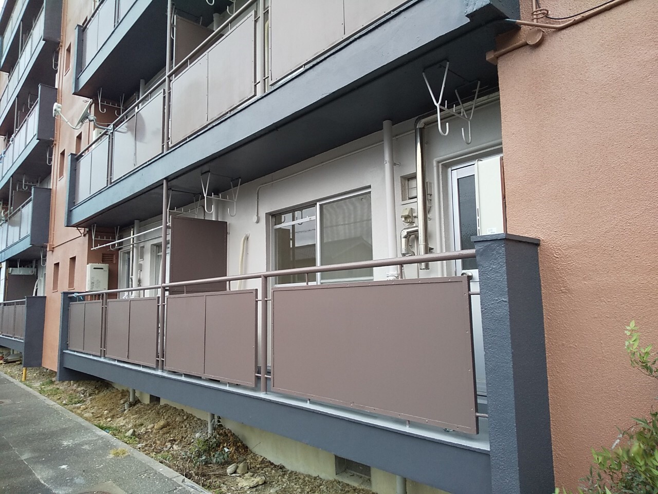 静岡県　マンション２棟イメージアップ工事